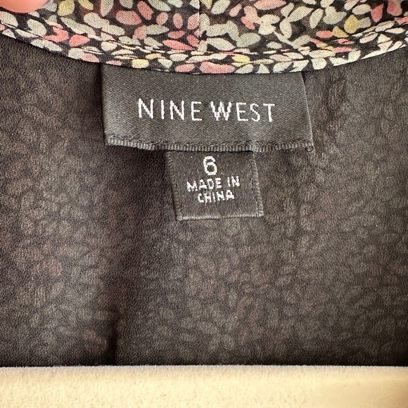 Nine West Floral Button Down Blouse, Multicolor Ribbon Tie Top, Size 6 - Picture 8 of 16